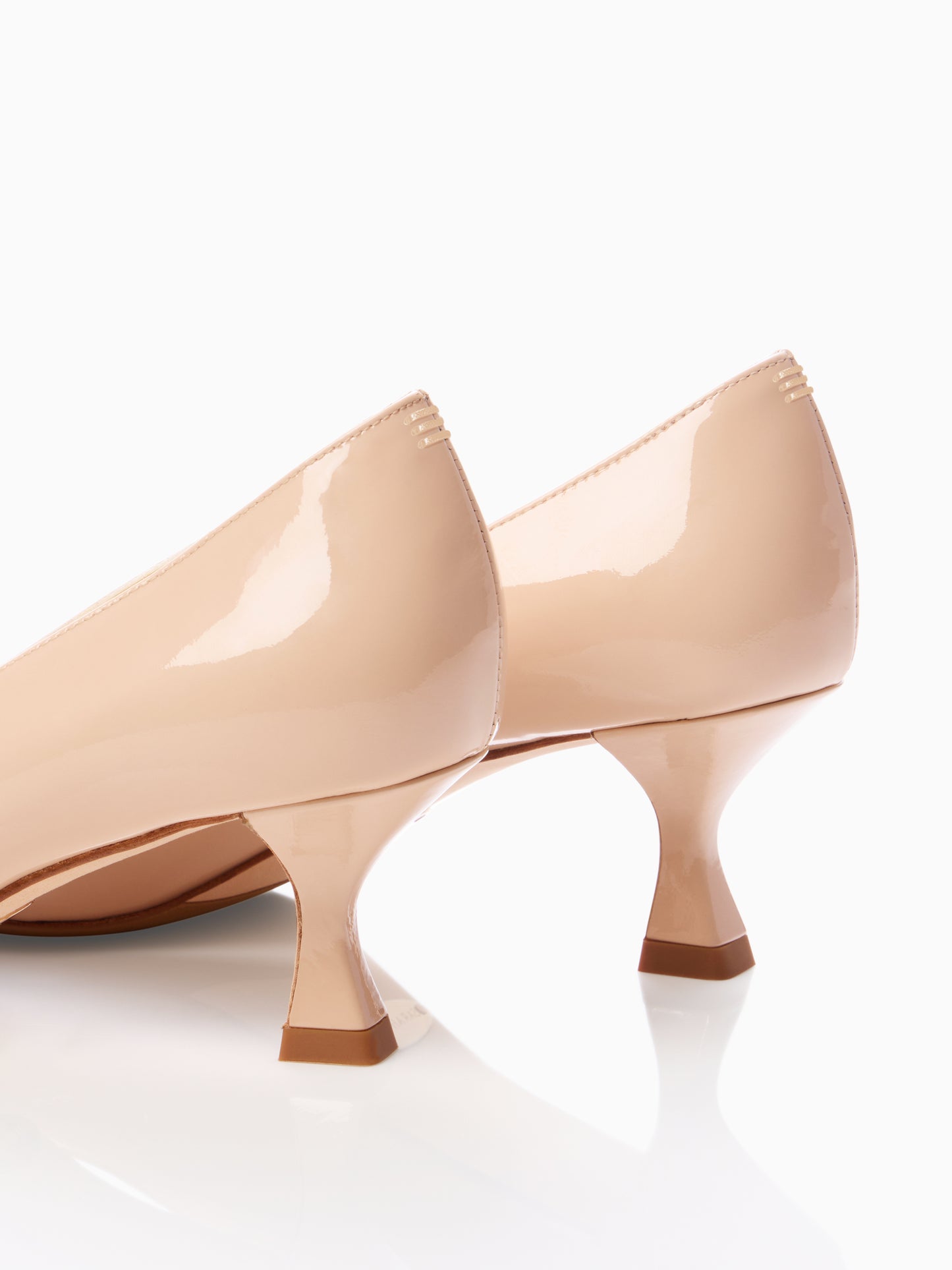 Perfect Kitten Pump 50 in Light Sand Patent